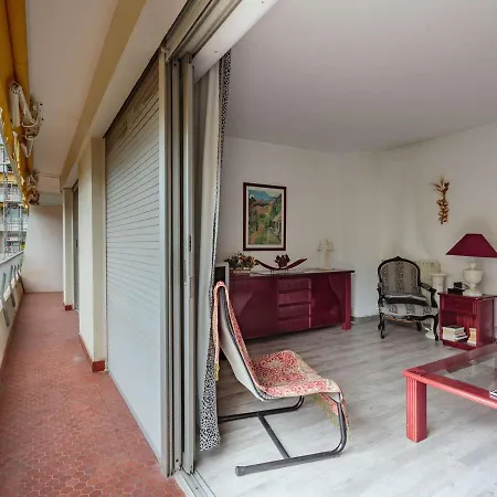 Moderne T3 Avec Balcon Et Parking, A 800m De La Plage Et Commerces - Fr-1-3-560 Biarritz