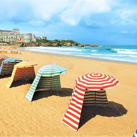 Appartement Moderne T3 Avec Balcon Et Parking, A 800m De La Plage Et Commerces - Fr-1-3-560 Biarritz